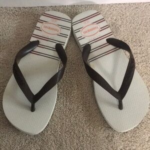 Havaianas White and Black Flip Flops